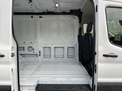 New 2026 Ford Transit 250 148 Medium Roof Extended AWD image 22