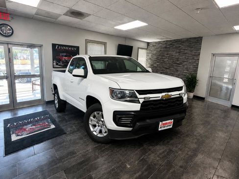 Used 2022 Chevrolet Colorado LT w/ Fleet Safety Package RWD image 2