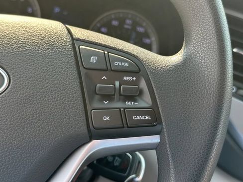 Used 2017 Hyundai Tucson SE w/ SE Popular Package 02 FWD image 31