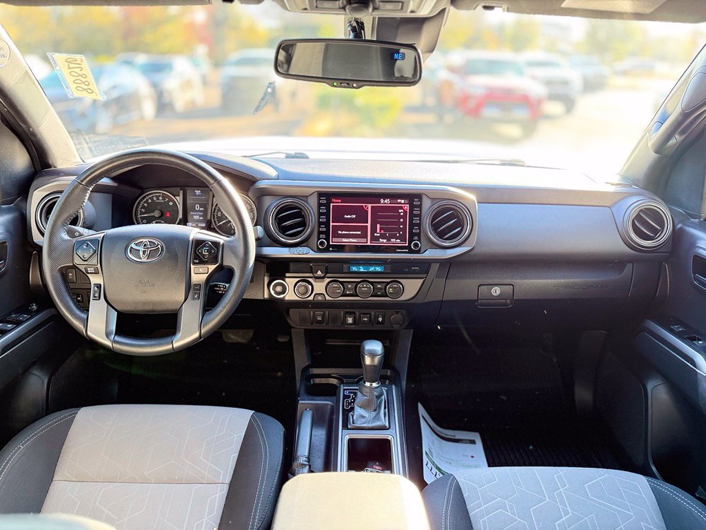 Used 2023 Toyota Tacoma TRD Off-Road AWD/4WD image 23
