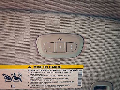 Certified 2022 Chrysler Pacifica Touring-L image 30