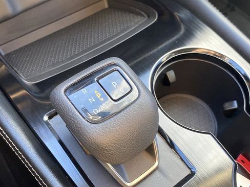 Used 2023 Nissan Rogue SL image 21