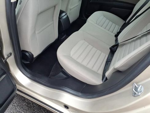 Used 2018 Ford Fusion S FWD image 12