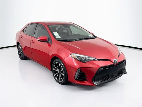 Used 2017 Toyota Corolla SE image 7