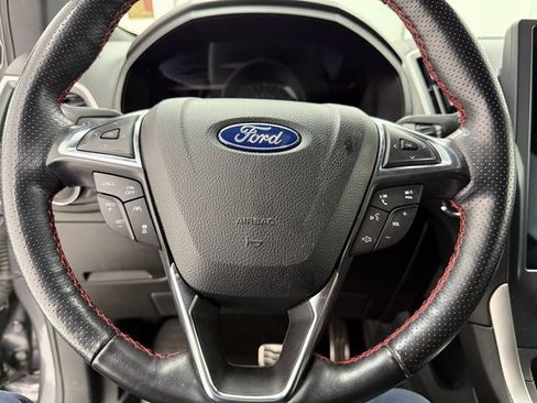 Used 2022 Ford Edge ST-Line image 10