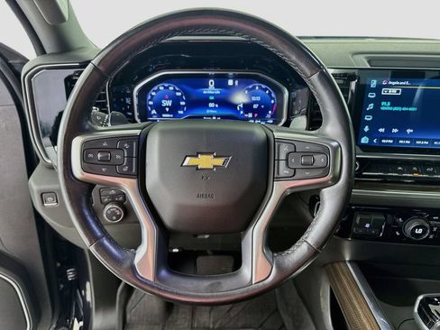 Used 2023 Chevrolet Silverado 1500 LT AWD/4WD image 12