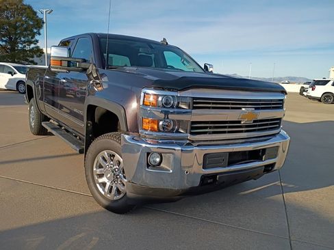 Used 2016 Chevrolet Silverado 3500 LTZ image 6