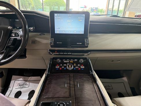 Used 2018 Lincoln Navigator Reserve w/ Technology Package image 53