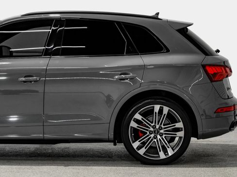 Used 2019 Audi SQ5 Prestige w/ Prestige Package AWD/4WD image 10