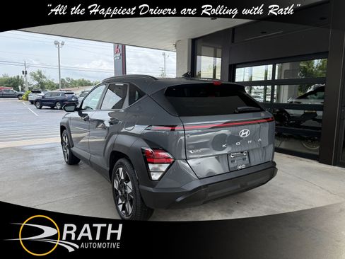 Used 2025 Hyundai Kona SEL FWD image 7