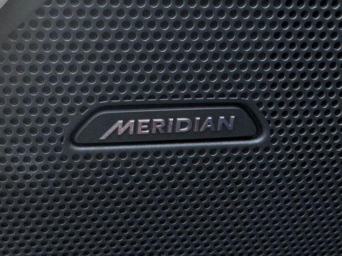 Used 2023 Land Rover Range Rover Velar R-Dynamic S image 93