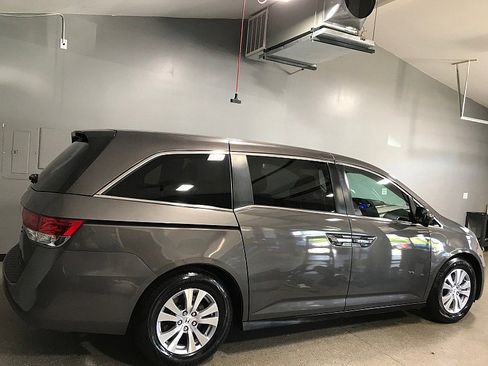 Used 2016 Honda Odyssey EX image 4
