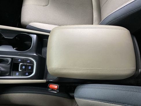 Used 2020 Hyundai Santa Fe SEL w/ Convenience Package image 20