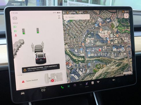 Used 2020 Tesla Model Y Long Range AWD/4WD image 18