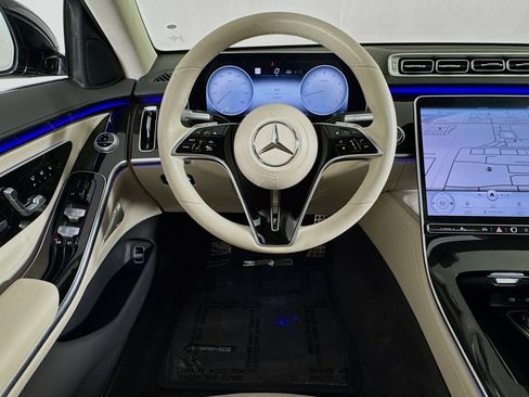 Used 2022 Mercedes-Benz S 500 4MATIC image 4