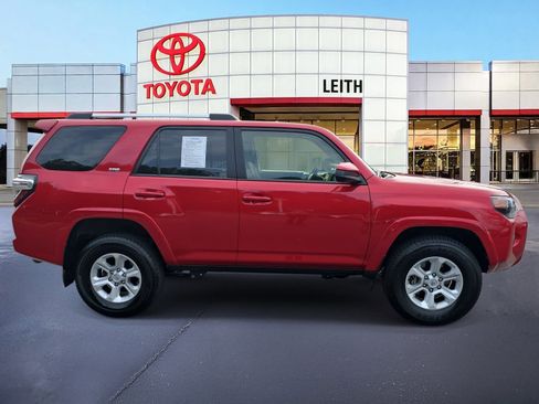 Used 2024 Toyota 4Runner SR5 image 4