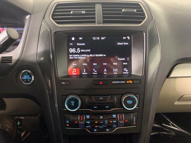 Used 2019 Ford Explorer XLT w/ Equipment Group 202A AWD/4WD image 4