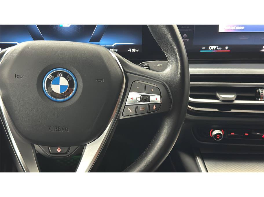 Used 2023 BMW i4 eDrive40 RWD image 25