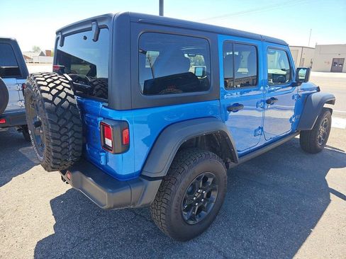 Used 2023 Jeep Wrangler Unlimited w/ Cold Weather Group AWD/4WD image 2