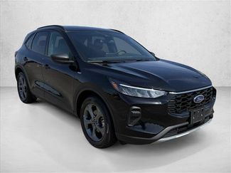 Used 2025 Ford Escape ST-Line FWD video 3