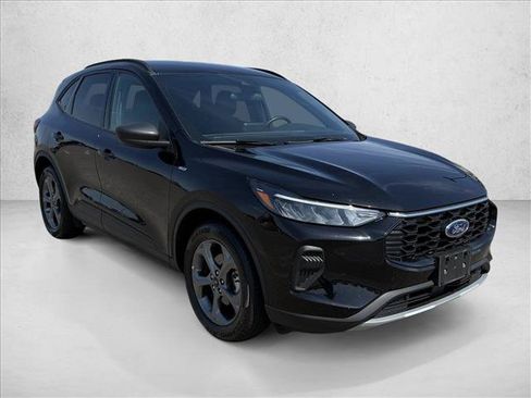 Used 2025 Ford Escape ST-Line FWD image 3