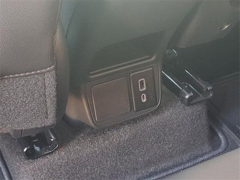 Certified 2023 Buick Encore GX Select w/ Sport Touring Package image 18