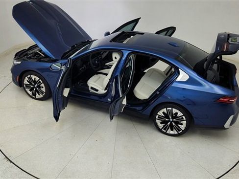 Used 2025 BMW 540i xDrive 540i xDrive image 85