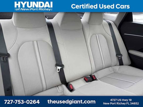 Used 2023 Hyundai Sonata SE image 8