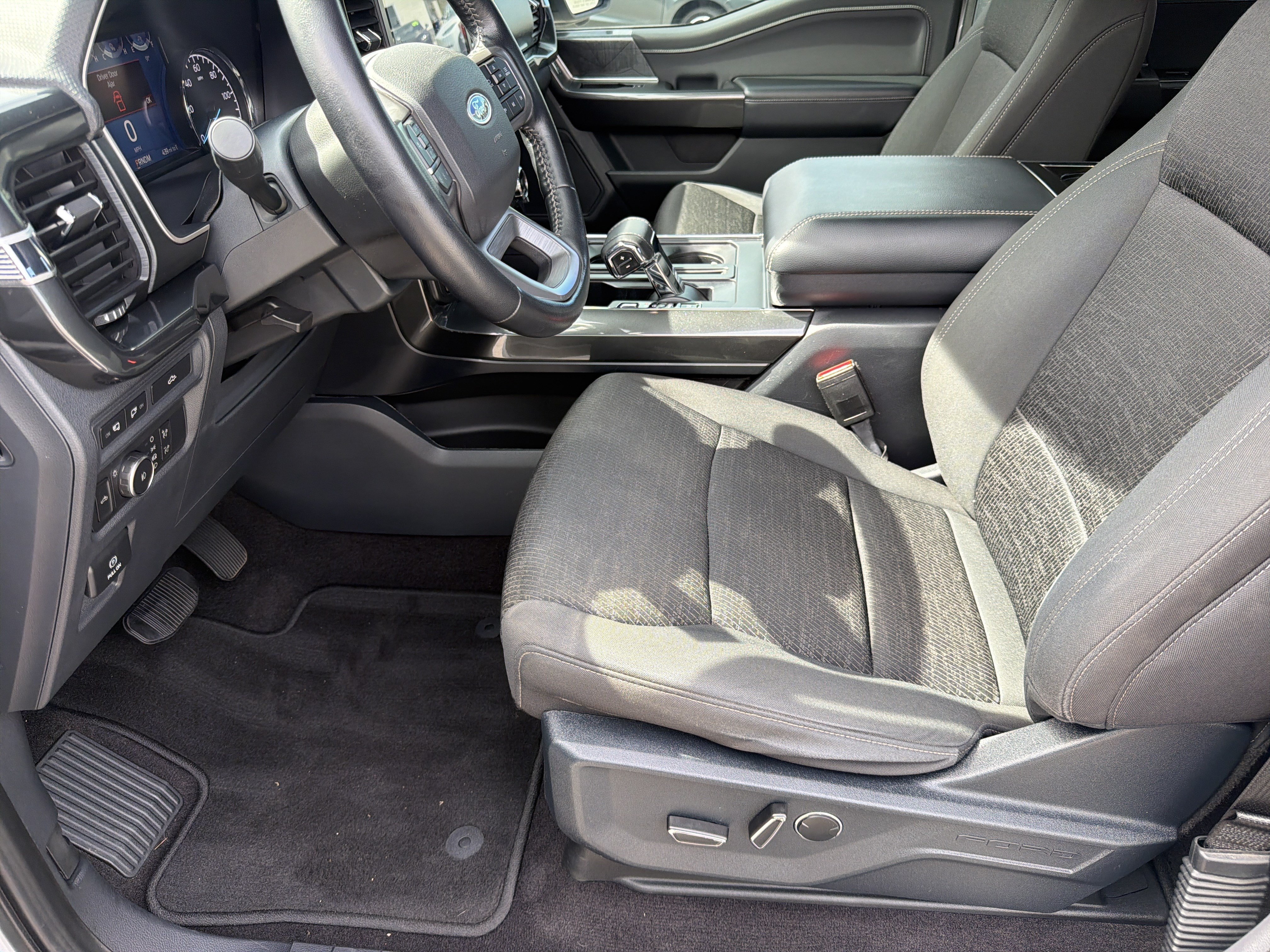 Used 2021 Ford F150 XLT w/ Equipment Group 302A High RWD image 18