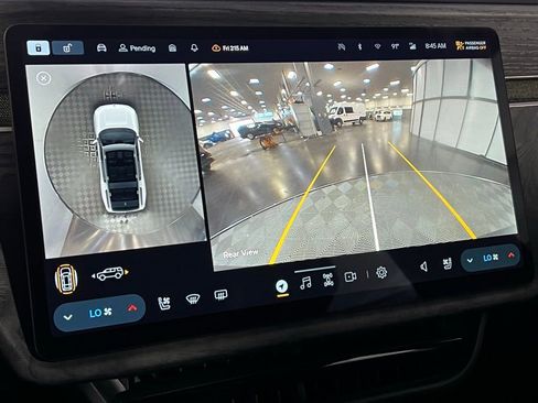 Used 2023 Rivian R1S Launch Edition image 22