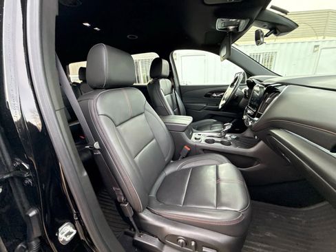 Used 2023 Chevrolet Traverse RS image 26