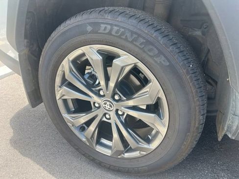 Used 2023 Toyota RAV4 Limited AWD/4WD image 9