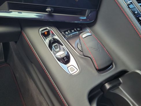 Used 2024 Chevrolet Corvette Stingray Premium Conv w/ Z51 Performance Package RWD image 26