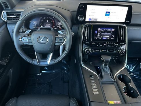New 2026 Lexus LX 600 4WD w/ Appearance Package image 15