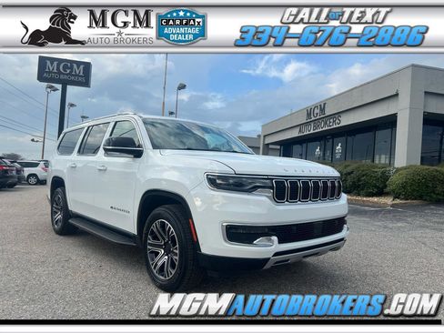 Used 2024 Jeep Wagoneer L Series II image 1