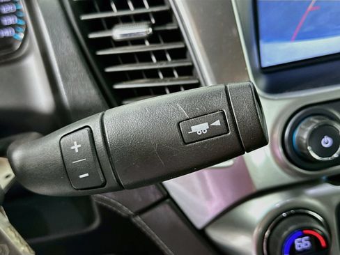 Used 2017 Chevrolet Tahoe LT AWD/4WD image 18
