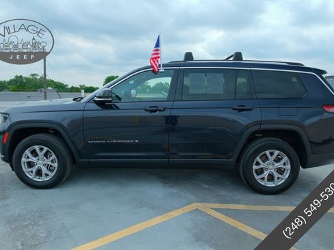 Used 2023 Jeep Grand Cherokee L Limited AWD/4WD image 7