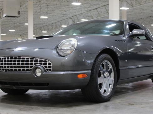 Used 2003 Ford Thunderbird RWD image 40