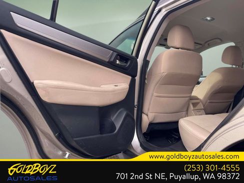 Used 2018 Subaru Outback 2.5i Premium image 18