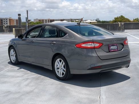 Used 2013 Ford Fusion SE FWD image 16