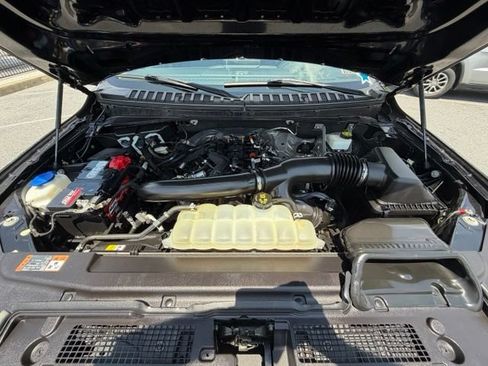 Used 2022 Ford Expedition XLT AWD/4WD image 19