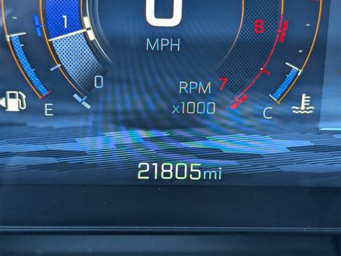 Used 2025 Chevrolet Equinox LT w/ Convenience Package II image 5