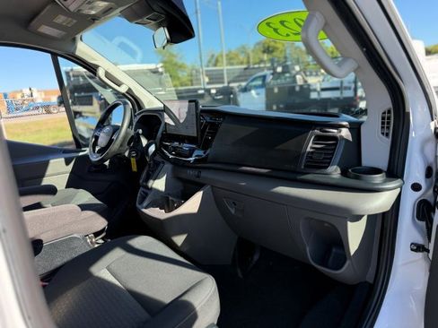 Used 2023 Ford Transit 350 XLT image 22