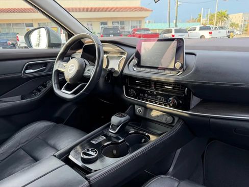 Used 2021 Nissan Rogue SL AWD/4WD image 19