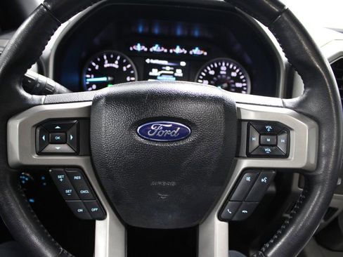 Used 2021 Ford Expedition XLT image 37