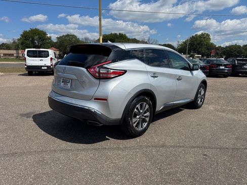 Used 2016 Nissan Murano S AWD/4WD image 4