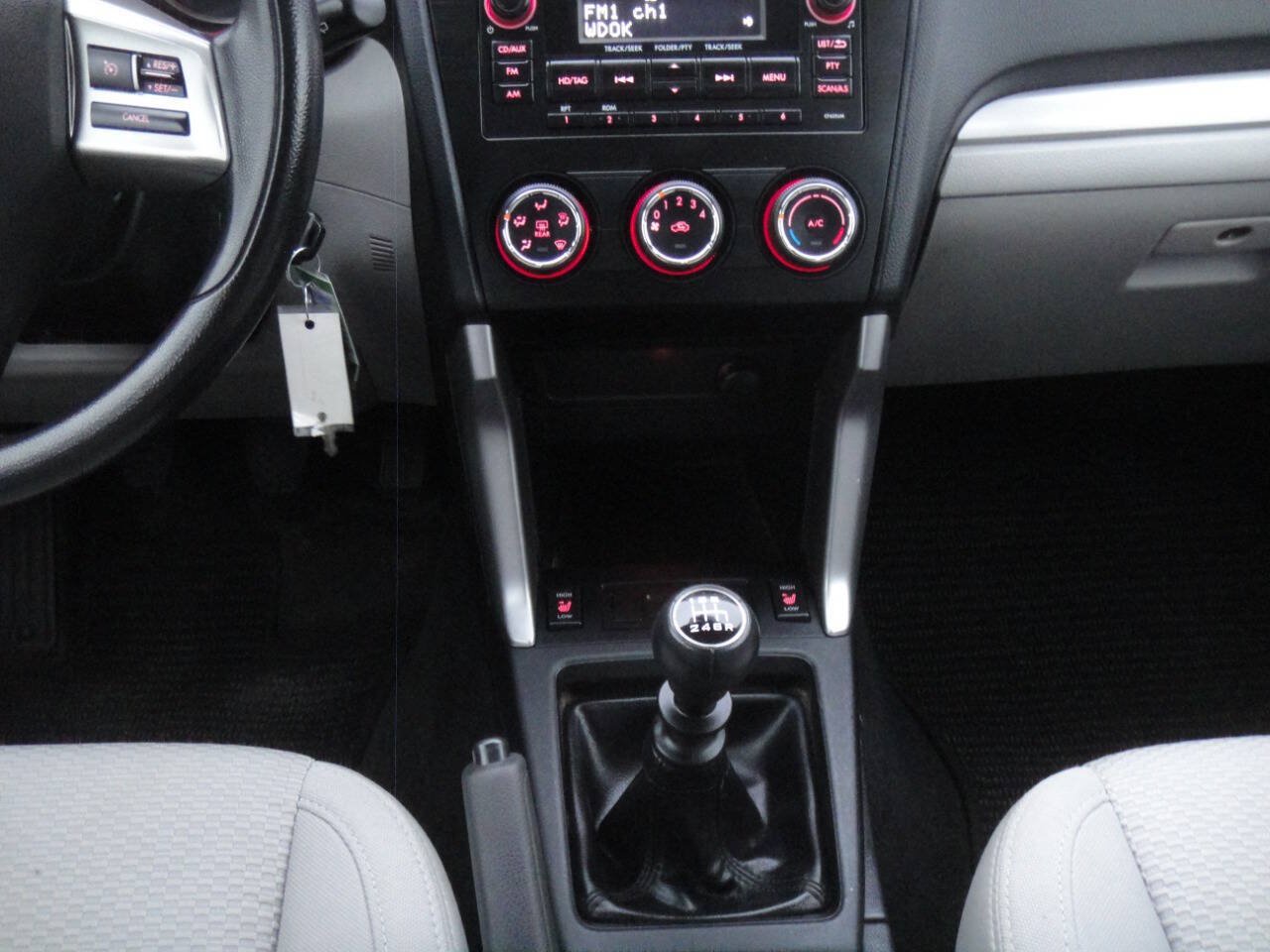 Used 2014 Subaru Forester 2.5i Premium AWD/4WD image 15