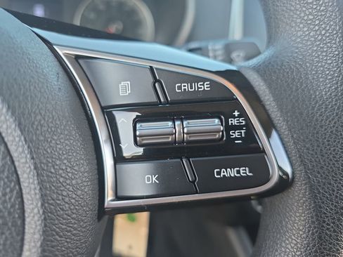 Used 2020 Kia Optima LX image 19