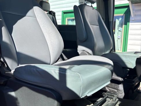 Used 2016 Ford Transit 350 XL RWD image 11