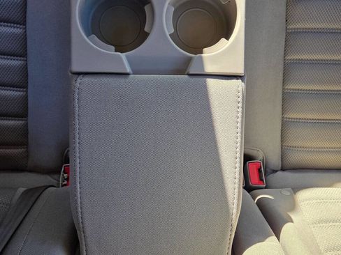 Used 2017 Ford Fusion SE image 20